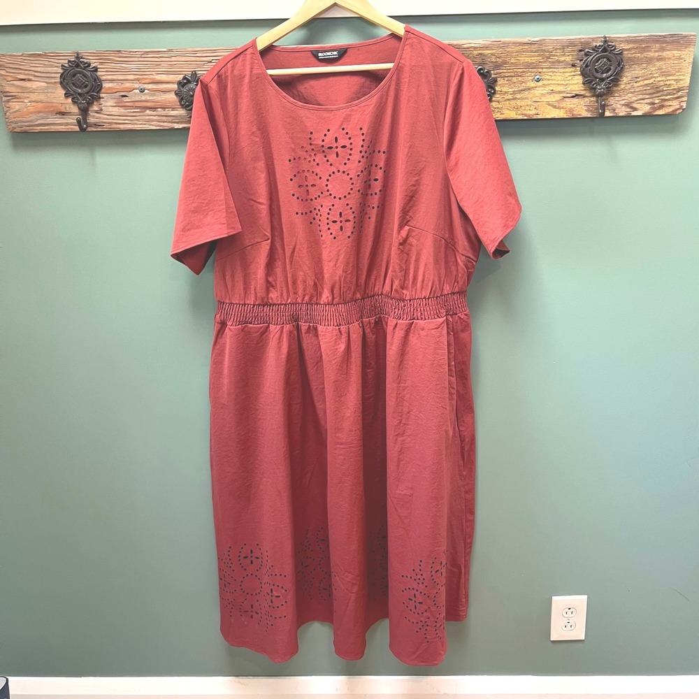 Bloomchic Terracotta Red Eyelet Laser Cut Midi Dress Plus Size 22-24 Pockets